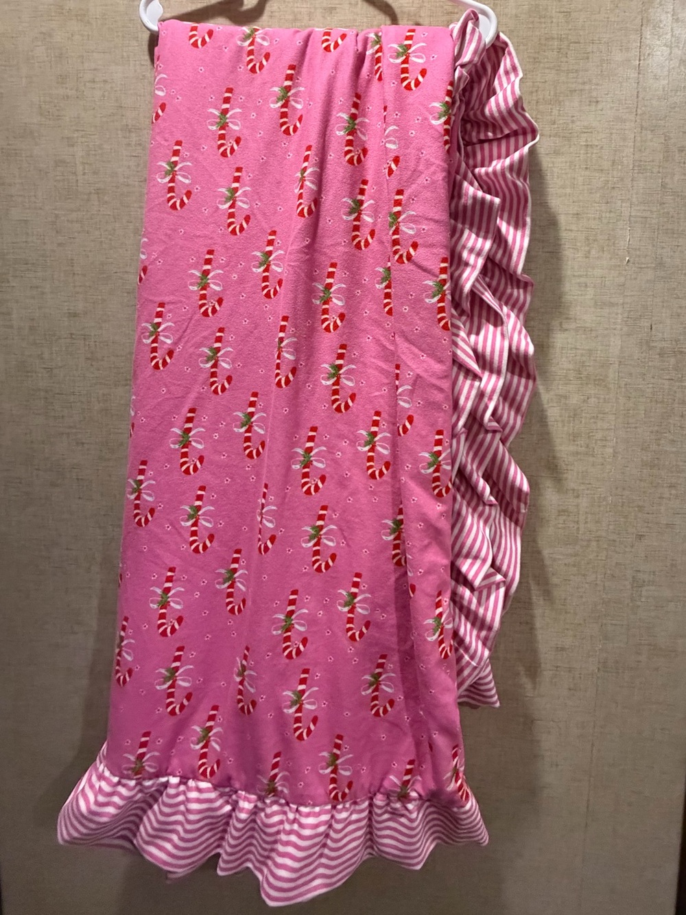 Sweet Honey Christmas Blanket
